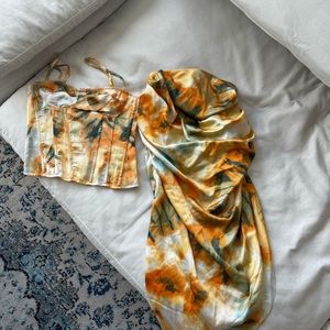 Pretty little thing too and skirt